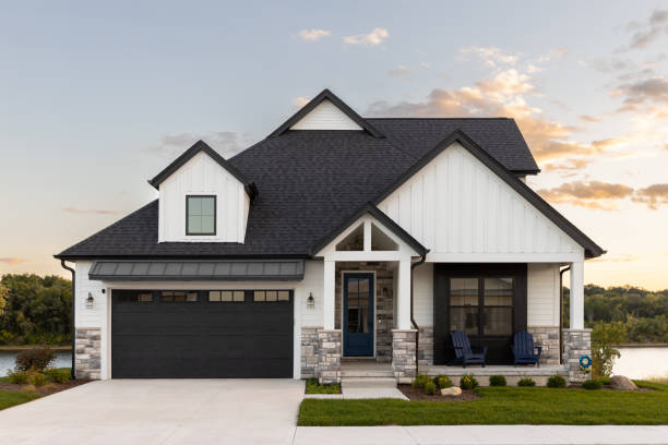 Best Flat Roofing  in Bromley, KY